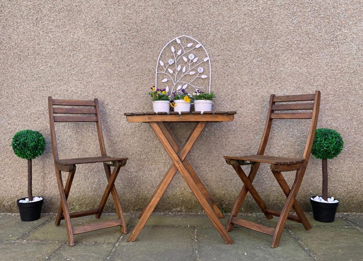 The Ramblers Rest - Whole Apartment - Pet Friendly - Close To Amenities And Walks Edzell Kültér fotó